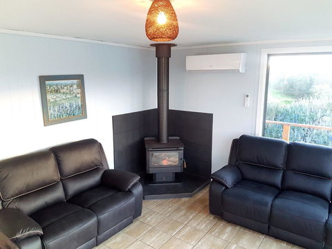 Ocean View Cottage - Holiday Sunshine Coast 13