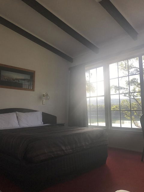 The Fox And Hounds Historic Hotel - Sunshine Coast Tourism 15