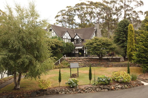 The Fox And Hounds Historic Hotel - Sunshine Coast Tourism 39
