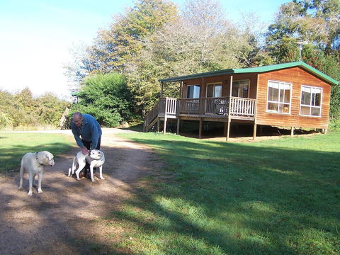 Drumreagh Cabins - Sunshine Coast Tourism 4