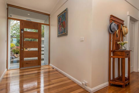 Sunrise On The Bay - Sunshine Coast Tourism 17