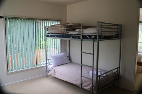 Hazards Beach House - Holiday Sunshine Coast 13
