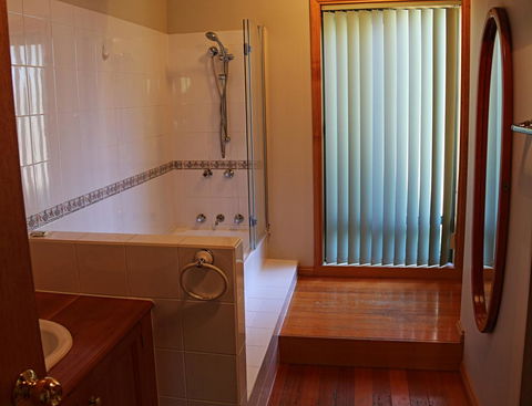 Hazards Beach House - Holiday Sunshine Coast 9