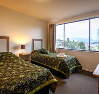Mornington Inn - Holiday Sunshine Coast