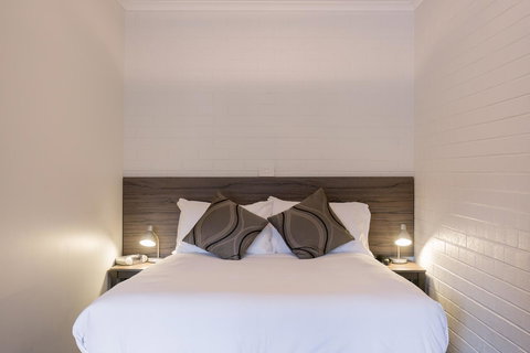 Bay Hotel Apartments - Sunshine Coast Tourism 25