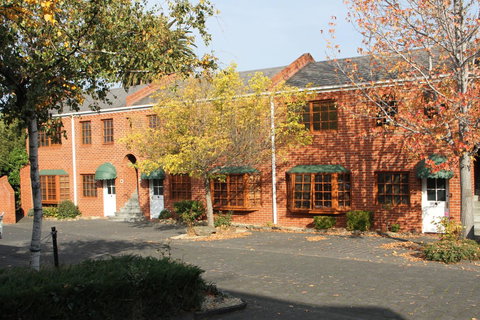 Bay Hotel Apartments - Sunshine Coast Tourism 26