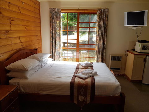 Cradle Forest Inn - Holiday Sunshine Coast 6