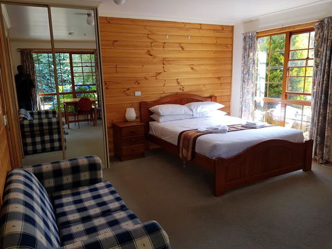 Cradle Forest Inn - Holiday Sunshine Coast 7