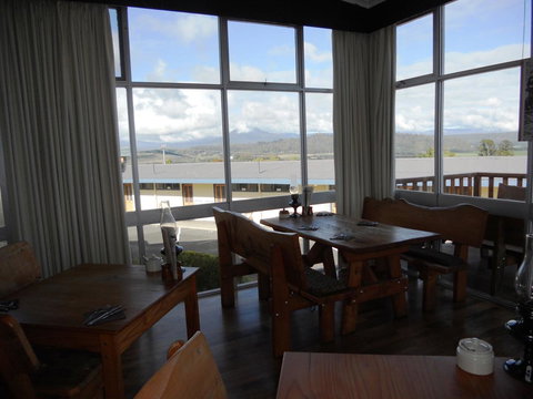 Mountain View Country Inn - Holiday Sunshine Coast 6