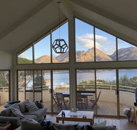 Freycinet Beach House - Holiday Sunshine Coast
