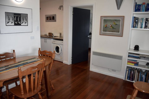 Beachside Taroona With Spa - Sunshine Coast Tourism 8