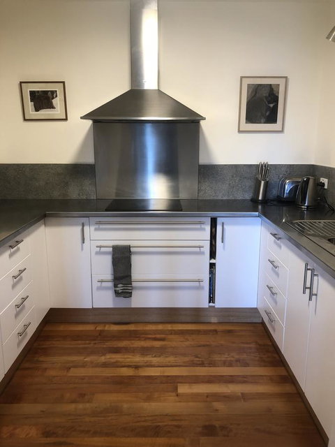 Beachside Taroona With Spa - Sunshine Coast Tourism 2