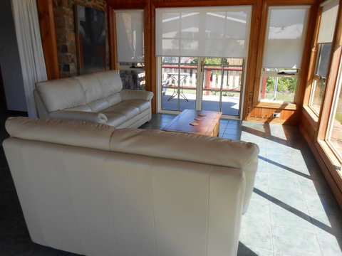 Tidelines Of Bicheno - Sunshine Coast Tourism 15