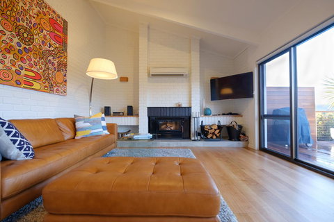 Arthouse Freycinet - Holiday Sunshine Coast 1