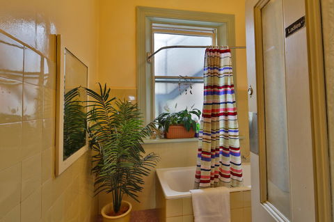 Astor Private Hotel - Holiday Sunshine Coast 12