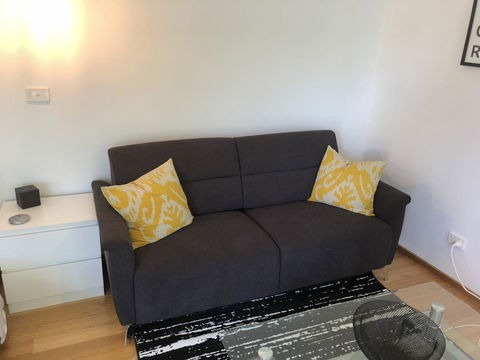 Studio SixA ... A Haven In The Heart Of Hobart - Holiday Sunshine Coast 4