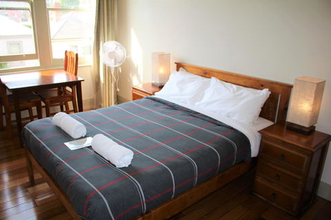 The Tasmanian Inn - Holiday Sunshine Coast 22
