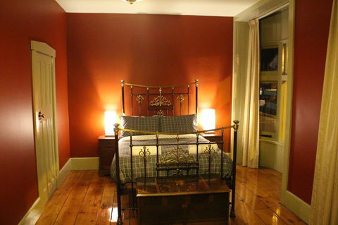 The Tasmanian Inn - Holiday Sunshine Coast 40