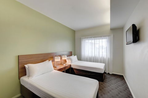 Travelodge Hotel Hobart Airport - Sunshine Coast Tourism 10