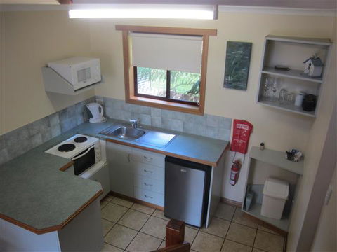 Kitty\'s Cottages - Managed By BIG4 Strahan Holiday Retreat - Sunshine Coast Tourism 1