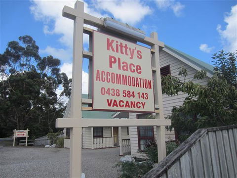 Kitty\'s Cottages - Managed By BIG4 Strahan Holiday Retreat - Sunshine Coast Tourism 2