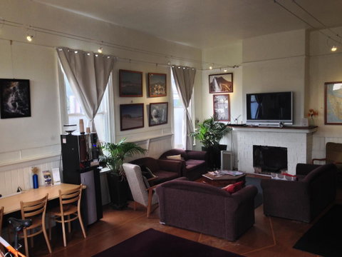 Arthouse Hostel - Sunshine Coast Tourism 33