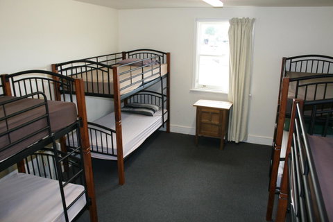 Arthouse Hostel - Sunshine Coast Tourism 21