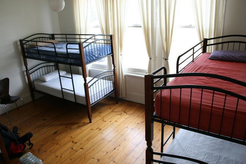 Arthouse Hostel - Sunshine Coast Tourism 38