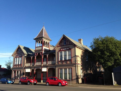 Arthouse Hostel - Sunshine Coast Tourism 0