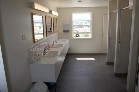 Arthouse Hostel - Sunshine Coast Tourism 26