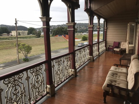 Arthouse Hostel - Sunshine Coast Tourism 3