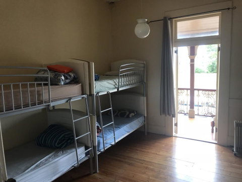 Arthouse Hostel - Sunshine Coast Tourism 31