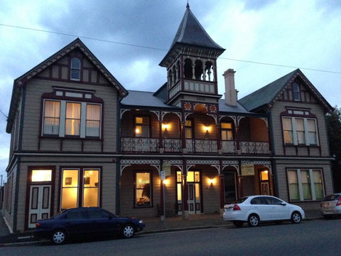 Arthouse Hostel - Sunshine Coast Tourism 30