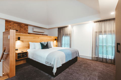 Maylands Lodge - Sunshine Coast Tourism 2