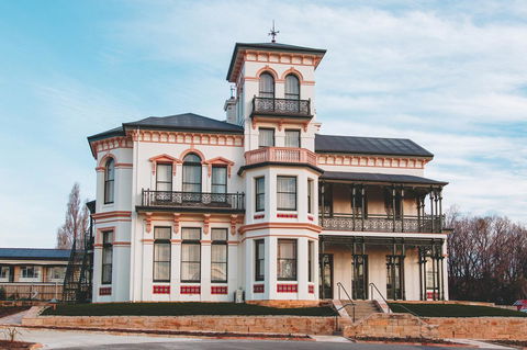 Maylands Lodge - Sunshine Coast Tourism 17