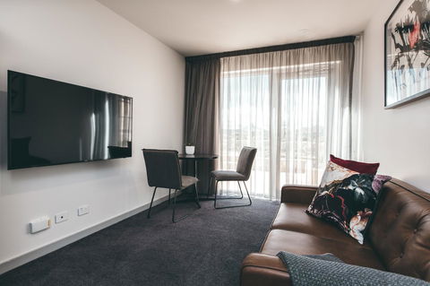 Maylands Lodge - Sunshine Coast Tourism 38