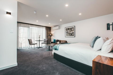 Maylands Lodge - Sunshine Coast Tourism 26