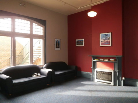 Launceston Backpackers - Sunshine Coast Tourism 4