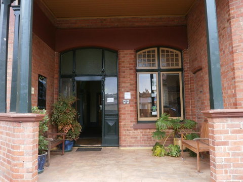 Launceston Backpackers - Sunshine Coast Tourism 0
