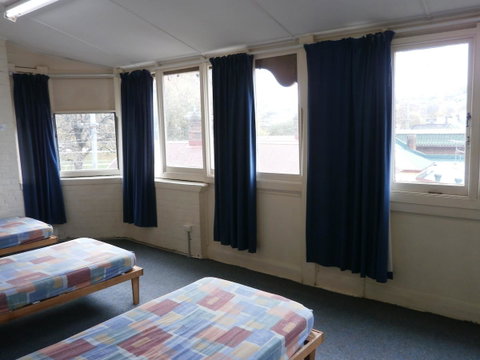 Launceston Backpackers - Sunshine Coast Tourism 8