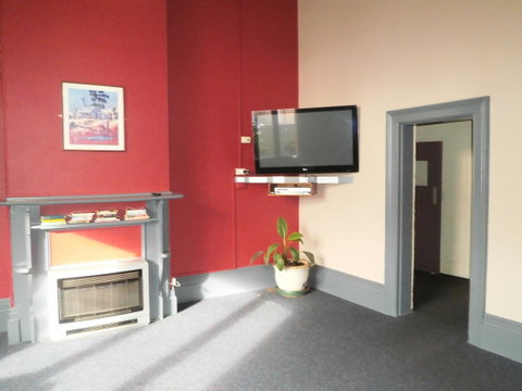 Launceston Backpackers - Sunshine Coast Tourism 7