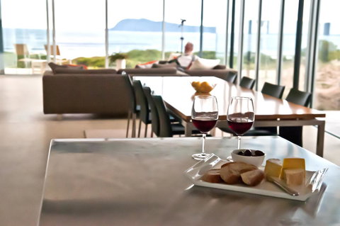 Cloudy Bay Beach House - Sunshine Coast Tourism 30