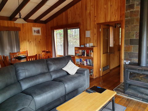 Cradle Alpine Retreat - Holiday Sunshine Coast 4