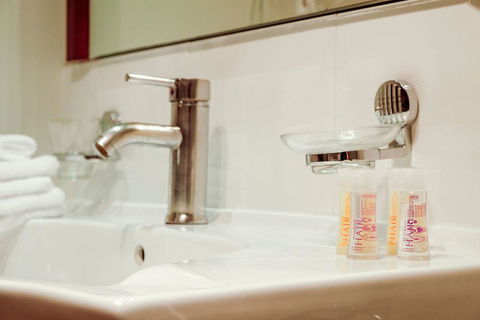 Apartment 104 - Sunshine Coast Tourism 2