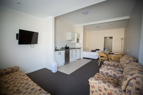Abel Tasman Airport Motor Inn - Holiday Sunshine Coast 38