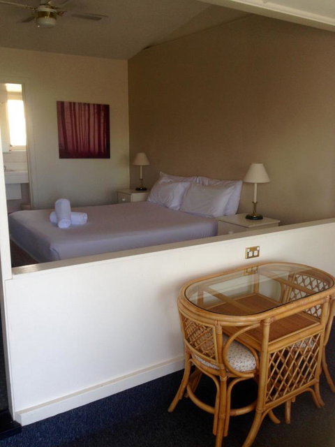 Abel Tasman Airport Motor Inn - Holiday Sunshine Coast 9