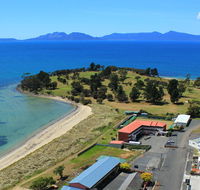 Swansea Waterloo Inn - Holiday Sunshine Coast