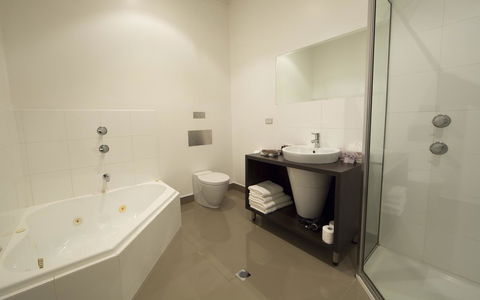 Ikon Hotel - Sunshine Coast Tourism 9