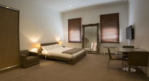 Ikon Hotel - Sunshine Coast Tourism 1