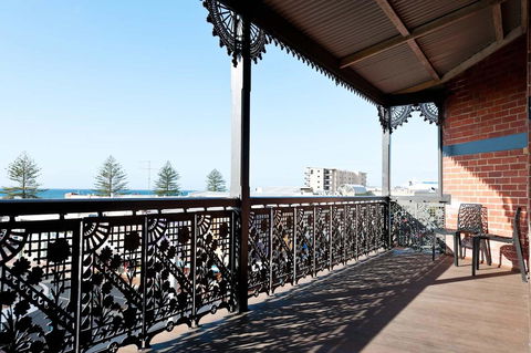 Ikon Hotel - Sunshine Coast Tourism 26